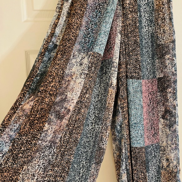 BCBGeneration Pants - BCBGeneration wide leg pants that looks like a skirt, multicolored, Size: Medium